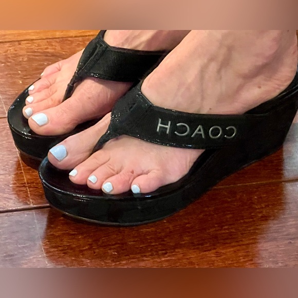 Coach Wedge Sandal Monogram Canvas Patent Leather Trim - Picture 2 of 6